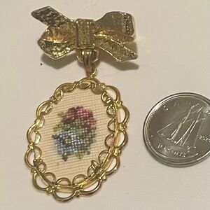 Romantic Dangly Bow Brooch Embroidery Flowers